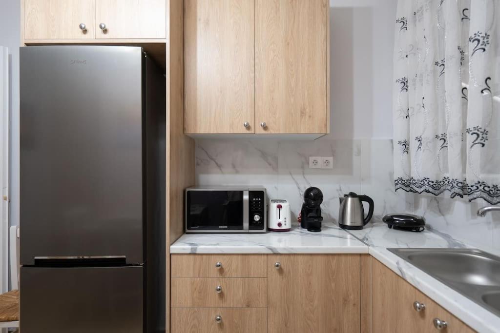 Metaxourgio 2Nd Floor Apartment Атина Екстериор снимка