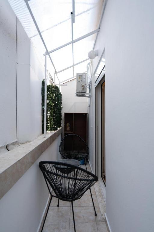 Metaxourgio 2Nd Floor Apartment Атина Екстериор снимка