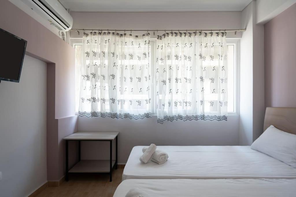 Metaxourgio 2Nd Floor Apartment Атина Екстериор снимка