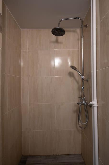 Metaxourgio 2Nd Floor Apartment Атина Екстериор снимка